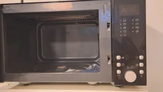 Microondas Black+Decker Negro