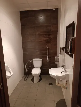 Se alquila o se vende bar