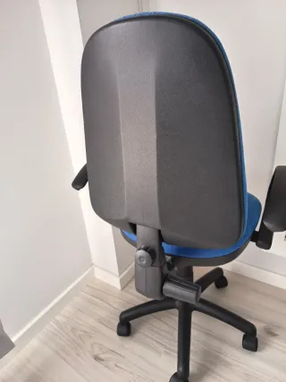 OFERTA!! Silla de estudio ergonómica azul.