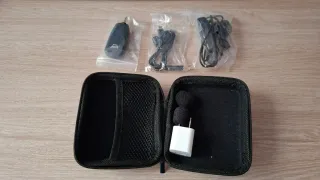 Micrófono UHF Inalámbrico de solapa.