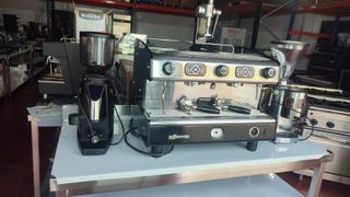 Cafetera Industrial 2 Portas La Spaziale y molinos