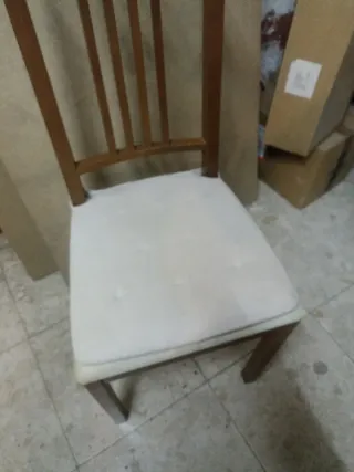 Silla de madera