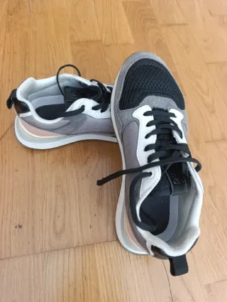 Zapatillas HOFF Salamanca grises, beige y rosas
