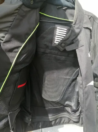 Cazadora Kawasaki Talla M Negra y Verde