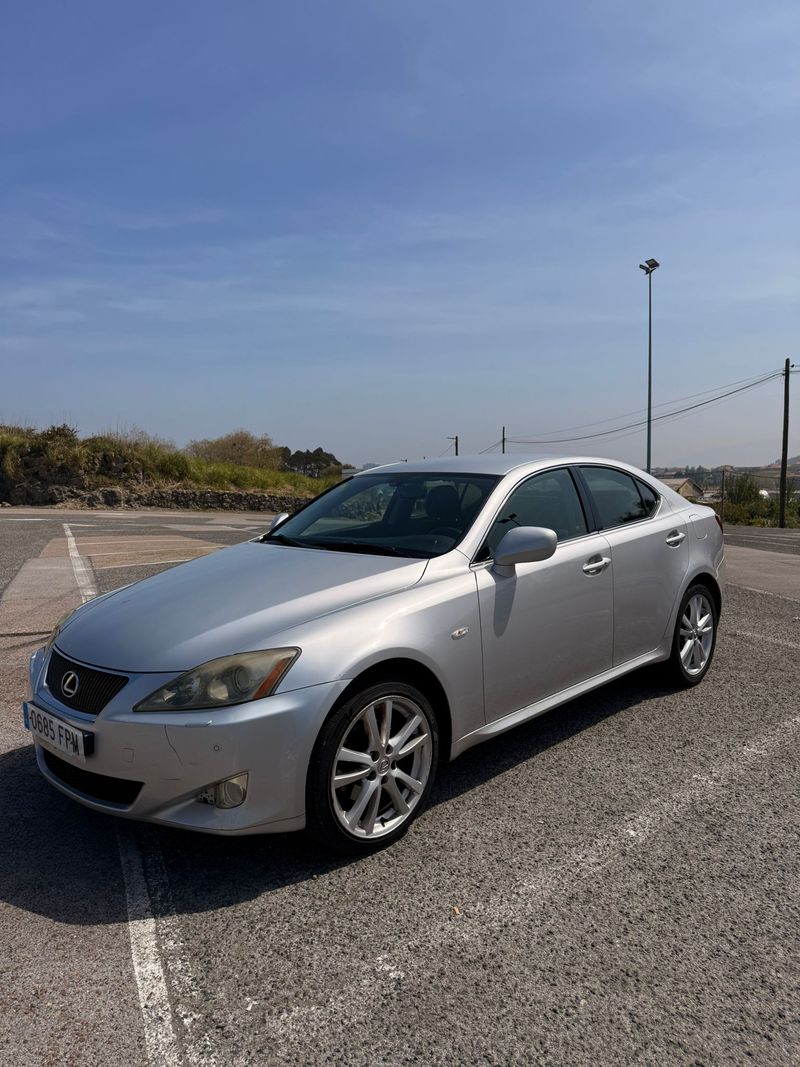 Lexus IS 2007 - foto 1