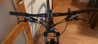 Bicicleta Scott BTT. Scale 20 Cuadro carbon