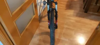 Bicicleta Scott BTT. Scale 20 Cuadro carbon