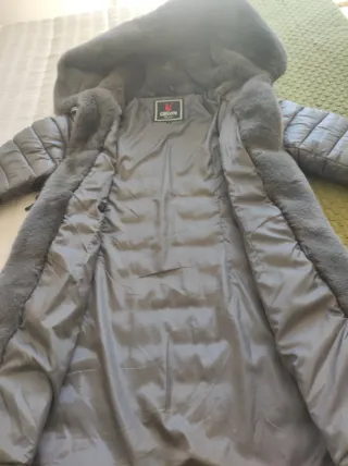Anorak de plumas mujer gris