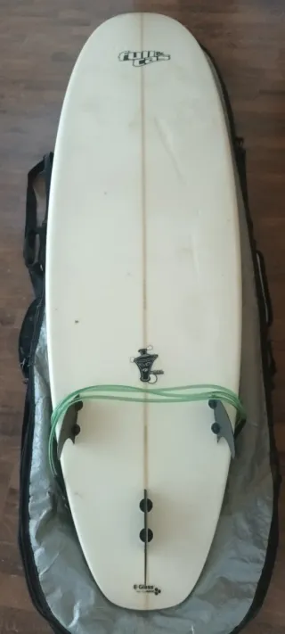 Tabla de Surf Full&Cas. Para altura entre 180cm