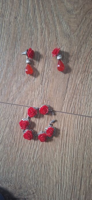 Conjunto Flamenca Niña Flores Rojas