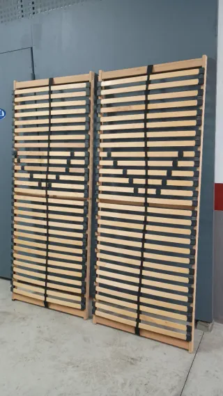 Somier de madera y tela