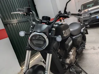 QJ Motor SRV 300 - 6000 km - Garantía hasta 2030