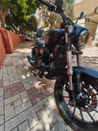 QJ Motor SRV 300 - 7500 km - Garantía hasta 2030