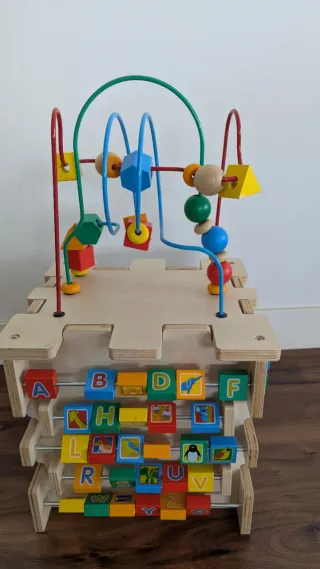 Cajón de juegos para bebé