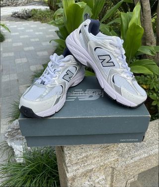 New Balance 530 Talla 40 Blanco/Plata/Azul Marino