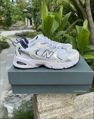 New Balance 530 Talla 40 Blanco/Plata/Azul Marino