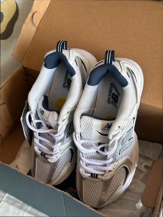 New Balance 530 Talla 40 Blanco/Plata/Azul
