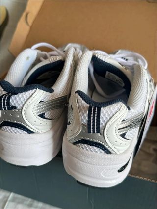 New Balance 530 Talla 40 Blanco/Plata/Azul