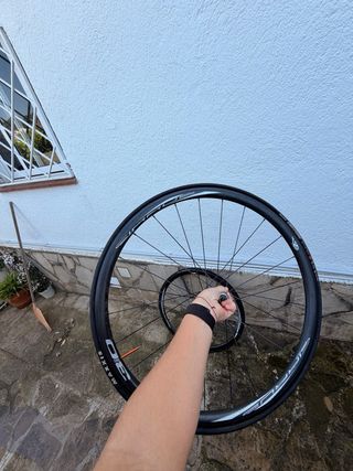 Ruedas de carbono tubulares