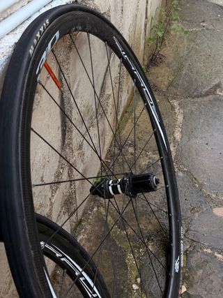 Ruedas de carbono tubulares