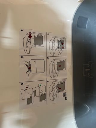 Dispensador Tork Blanco y Transparente