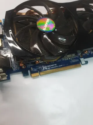 Gigabyte GV-N660C-2GD Tarjeta Gráfica Piezas