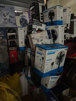 Lote de productos electrónicos SENC