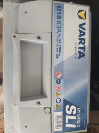 Batería Varta D15 63Ah 12V 610A TOTALMENTE NUEVA