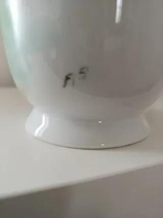 Vaso in porcellana decorato