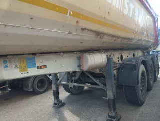 Semirremolque bañera Schmitz