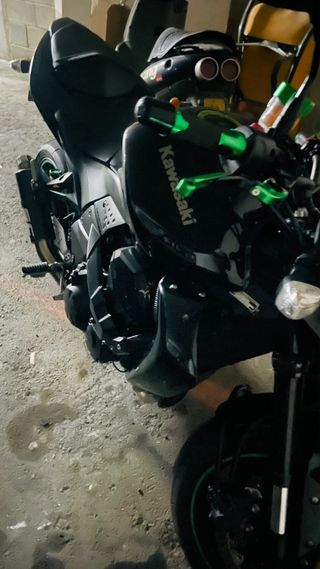 Kawasaki Z750 Negra