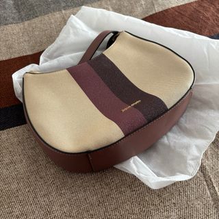 Bolso Pierre Cardin nuevo