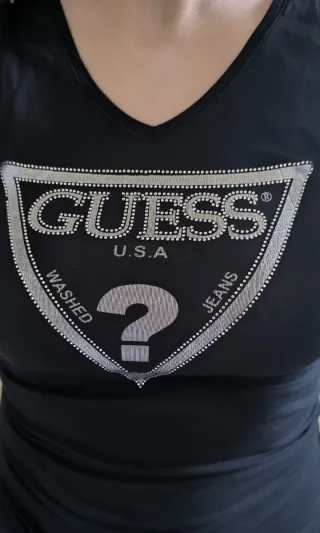 SOLO HOY - Camiseta Guess T.S/M