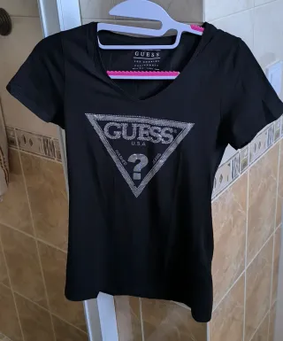 SOLO HOY - Camiseta Guess T.S/M