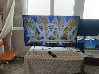 TV Philips 40-43'' (2017-18) Manchas Blancas