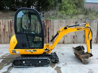 Mini Excavadora JCB 8018