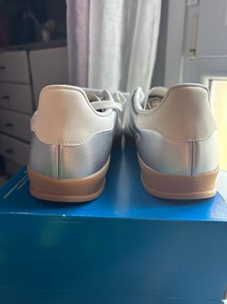 Zapatillas Adidas Gazelle Plata Talla 44.5