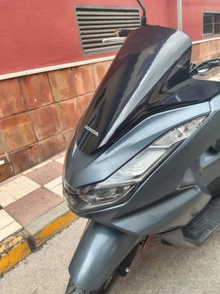 Honda PCX 125cc 2023 Gris 8000km