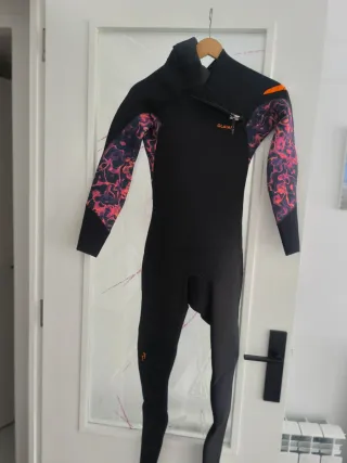 Neopreno 4/3mm LTD Max Front Zip Talla S
