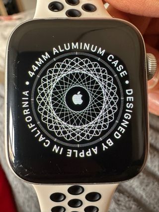 Apple Watch Series 4 GPS+LTE 44mm Plata