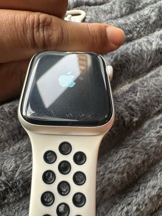 Apple Watch Series 4 GPS+LTE 44mm Plata