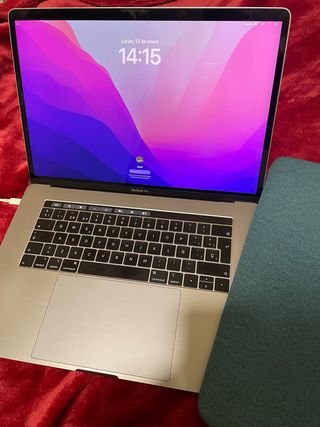 MacBook Pro 15 Plata