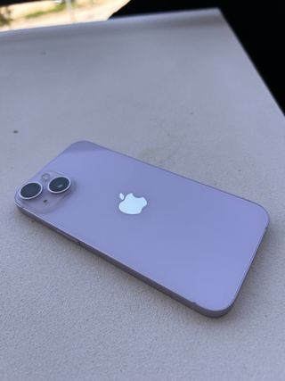 iPhone 14 Morado + 2 Fundas + Caja