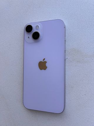 iPhone 14 Morado + 2 Fundas + Caja