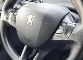 Peugeot 208 1.6 hdi 92cv