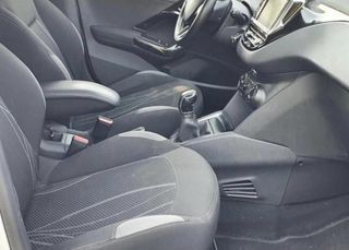 Peugeot 208 1.6 hdi 92cv