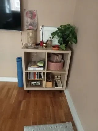 Mueble de madera IKEA