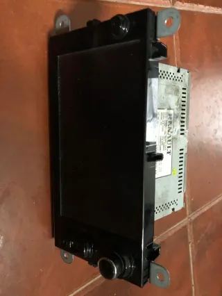 Ecrã Rádio Renault Clio IV 281152928R