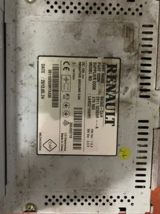 Ecrã Rádio Renault Clio IV 281152928R