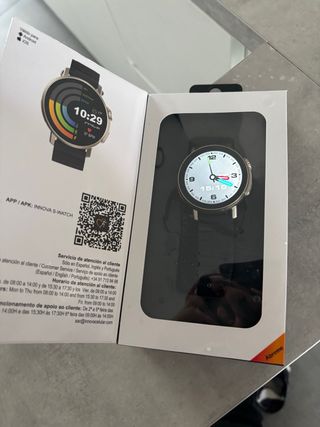 Reloj Inteligente Negro y Plateado